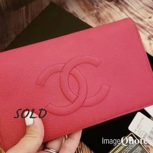 ❌SOLD❌ Authentic Chanel Caviar Leather Wallet
